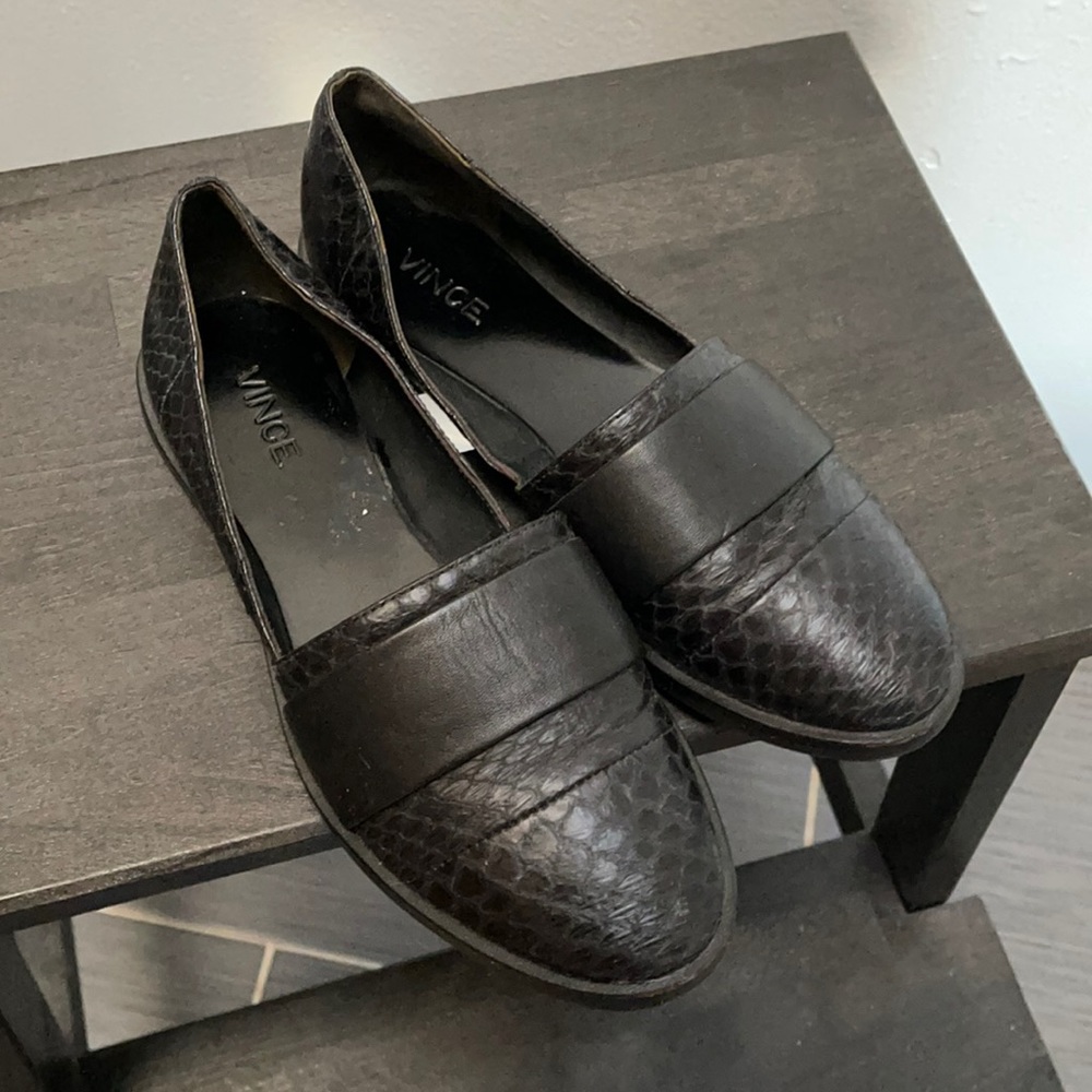 VINCE black flats